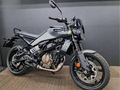 ＨＵＳＱＶＡＲＮＡ　スヴァルトピレン２５０　２０２４モデル