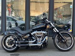 ＨＡＲＬＥＹ−ＤＡＶＩＤＳＯＮ　ＦＸＢＲＳ　ソフテイル　ブレイクアウト１１４　２０２２年モデル　ワンオーナー　ジキル＆ハイド音量可変式マフラー