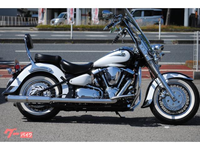 ＸＶ１７００Ａロードスター　　左右出しマフラー・メッキパーツ・フォグライト・バックレスト