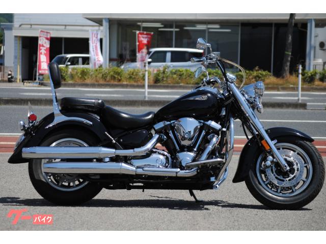 ＸＶ１７００ＡＳロードスター　　フォグライト・エンジンガード・タンデムバックレスト付き