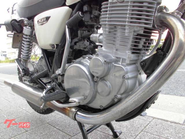 ヤマハ SR400 2014年式 FIモデル パールホワイト