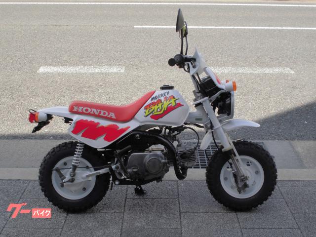 モンキーＢＡＪＡ　　１９９１年モデル　　フルノーマル　　デュアルライト　前後タイヤチューブ新品交換済み