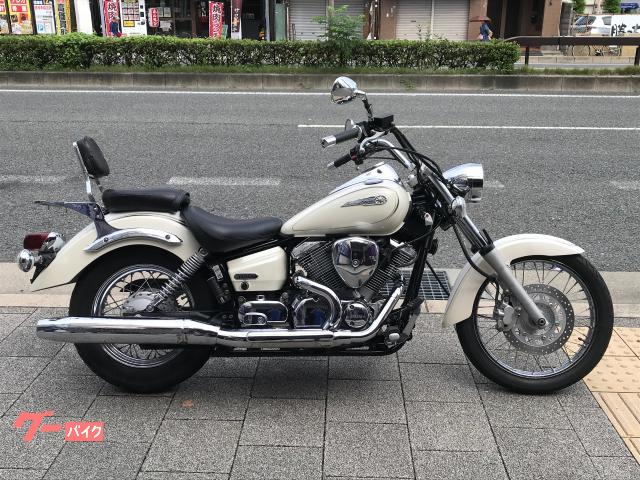 ドラッグスター250 2000年モデル ベージュホワイトカラー バックレスト付き