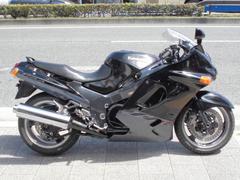 カワサキ　ＺＺ−Ｒ１１００　　　１９９９年式　フルノーマル　ブラック　ガンメタカラー