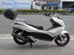 ホンダ　ＰＣＸ　ＪＦ２８モデル　ローダウン仕様　メッキカバー　ショートスタンド　ローシート　リアボックス付き