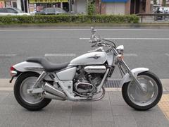 ホンダ　Ｖ−ＴＷＩＮ　ＭＡＧＮＡ　Ｓ　　フルノーマル　パールホワイトカラー