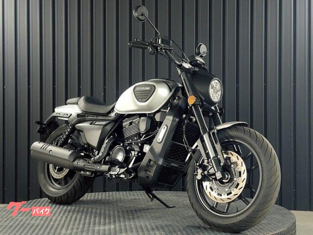 ＧＶ２５０ＤＲＡ　マットシルバー　正規ディーラー中古車　倒立フォーク　Ｖツインエンジン　ＡＢＳ