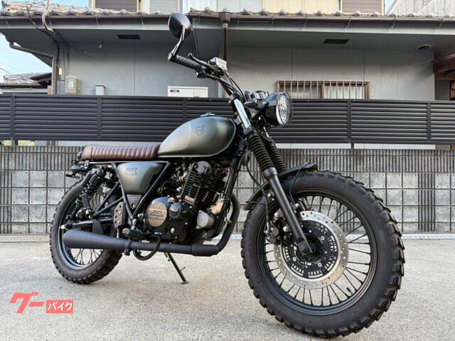 ヒルツ２５０　ＥＵＲＯ４　正規ディーラー中古車　ＥＴＣ付き　バーエンドミラー　社外リアサスペンション