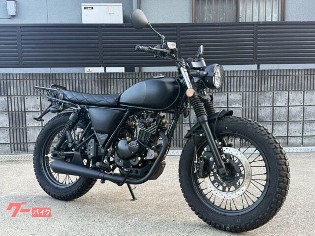 ファットサバス１２５　ＥＵＲＯ５　正規ディーラー中古車　リアキャリア付き　シフトインジケーター　燃料計