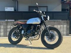 ＭＵＴＴ　アキタ２５０　ＥＵＲＯ４　ＥＴＣ付き　エンジンガード　ＵＳＢポート　別体リザーバータンク付きリアサスペンション