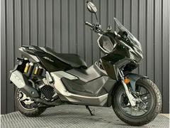 ホンダ　ＡＤＶ１６０　アステロイドブラックメタリック　ＥＴＣ　グリップヒーター