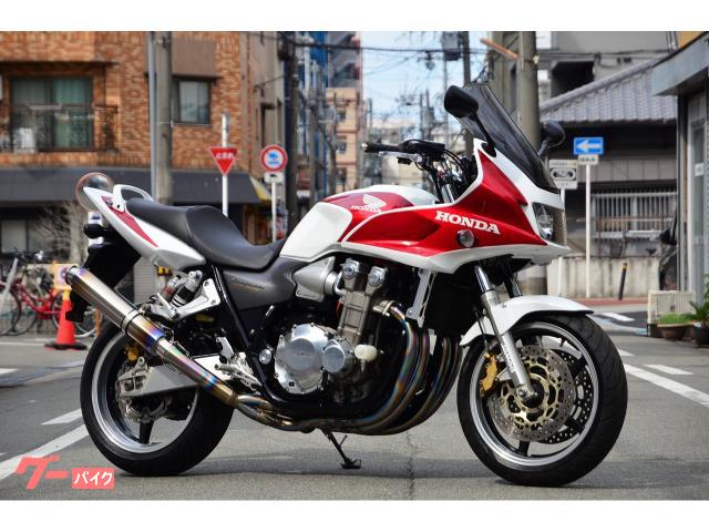 ＣＢ１３００Ｓｕｐｅｒ　ボルドール　　ワイバンチタンフルエキ社外サイレンサー　バックステップ　ワンオーナー