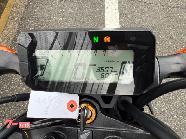 走行距離も少なくまだまだ安心して乗っていただける中古車です。 走行距離も少なくまだまだ安心して乗っていただける中古車です。