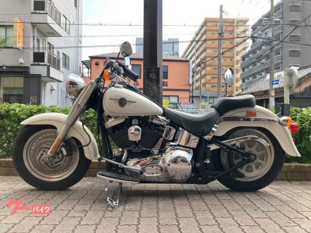 ＨＡＲＬＥＹ－ＤＡＶＩＤＳＯＮ ＦＬＳＴＦ ファットボーイ ２００１年モデル １，４４９ｃｃ ツインカム８８Ｂエンジン キャブレター 仕様｜オケタニオートクレジット｜新車・中古バイクなら【グーバイク】