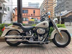 ＨＡＲＬＥＹ−ＤＡＶＩＤＳＯＮ　ＦＬＳＴＦ　ファットボーイ　２００１年モデル　１，４４９ｃｃ　ツインカム８８Ｂエンジン　キャブレター仕様