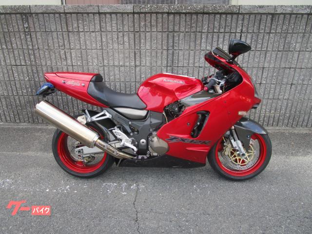 Ｎｉｎｊａ　ＺＸ−１２Ｒ　ＥＴＣ　カーボンパーツ　バックステップ