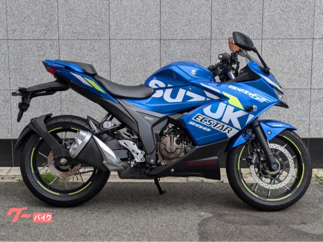 ＧＩＸＸＥＲ　ＳＦ　２５０　２０２０年モデル　グリップヒーター付　マルチバー付