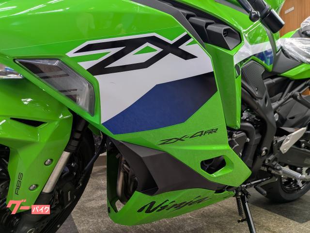 シルバ カワサキ Ninja ZX－4RR 2026年最新モデル 国内