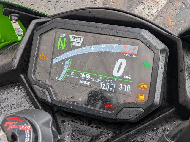 カワサキ Ninja ZX－25R SE KRT 2024年モデル