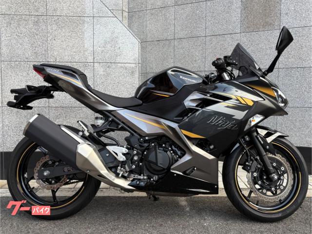 Ｎｉｎｊａ　４００　ＡＢＳ　ＥＸ４００Ｇ国内仕様ワンオーナー　２０２２年モデル
