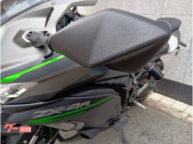 カワサキ Ninja ZX－4R SE 2023年モデル バッテリー