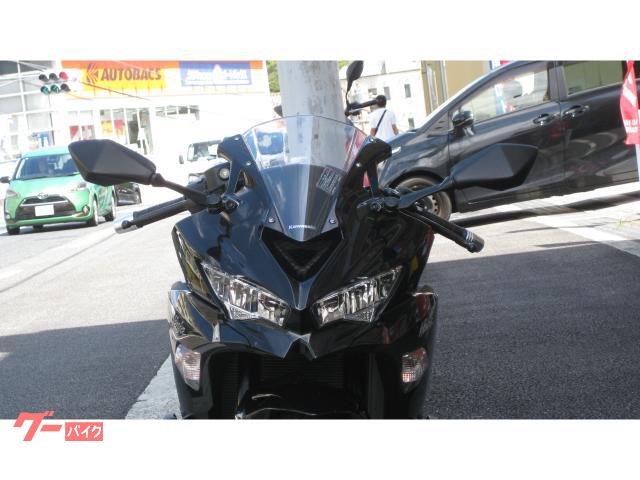 カワサキ Ninja ZX－25R メタリックスパークブラック