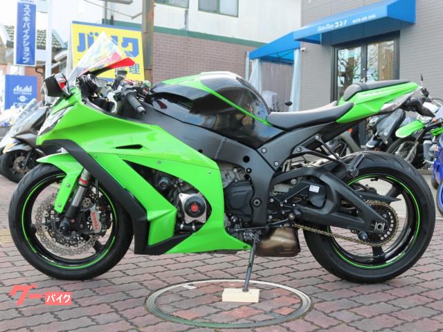 Ｎｉｎｊａ　ＺＸ−１０Ｒ　消耗品新品交換　ブレンボキャリパー　社外バックステップ・フェンダーレス・スクリーン・レバー・スライダー