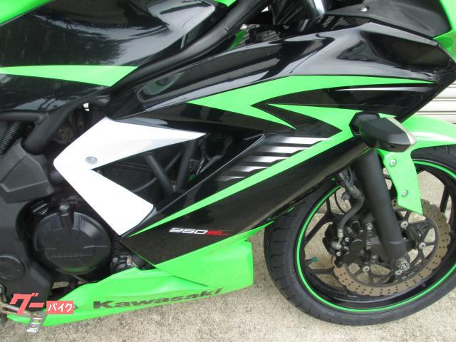 カワサキ Ｎｉｎｊａ２５０ＳＬ タイヤ前後ＧＴ６０１新品 ＵＳＢ付き