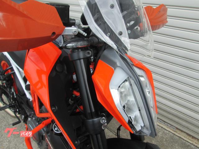 KTM 390デューク カスタム アクラポビッチマフラー ベビー