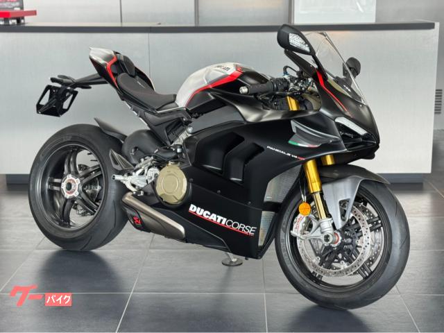 パニガーレＶ４　ＳＰ　ドゥカティ認定中古車両　アクラポビッチマフラー