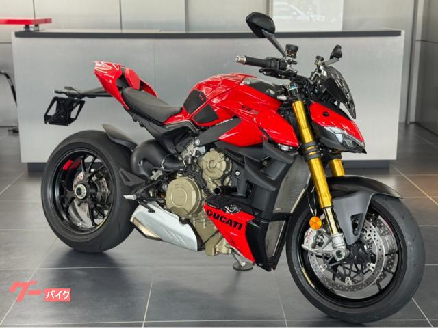 ストリートファイターＶ４Ｓ　２０２４年片持ちスイングアーム最終モデル　ドゥカティ認定中古車　カスタム多数