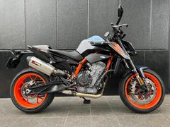 ＫＴＭ　８９０デュークＲ　サイレンサー　ＵＳＢ電源　レバーガード　ライトカスタム車両