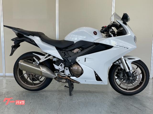 ゆかちーさんの投稿した愛車情報 Vfr800f 中古パニアケース が手に入ったので付けてみ バイクのカスタム ツーリング情報ならモトクル Motocle