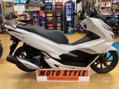 ホンダ　ＰＣＸ　ＪＦ８１　前後ドラレコ　バックレスト　ワンオーナー