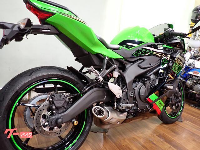 カワサキ Ninja ZX－25R SE KRTエディション エンジン