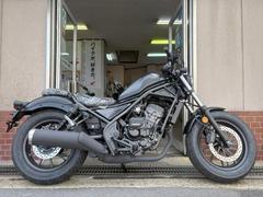 ホンダ　レブル２５０　Ｅ−Ｃｌｕｔｃｈ　マットガンパウダーブラックメタリック　４眼インナーレンズ式ＬＥＤヘッドライト　ＡＢＳ