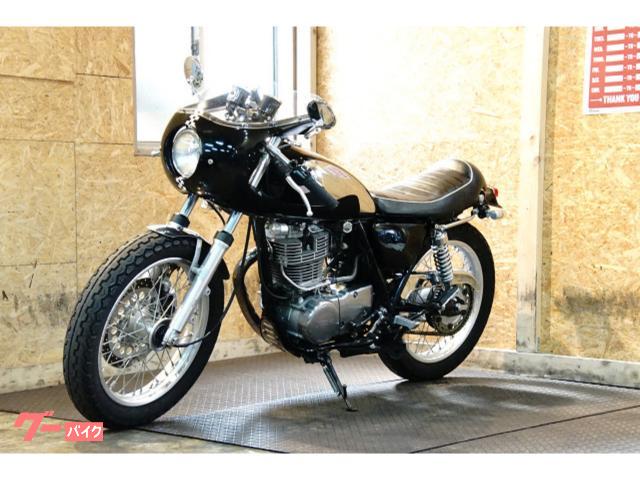 SR400 ガルクラフト ロケットカウル