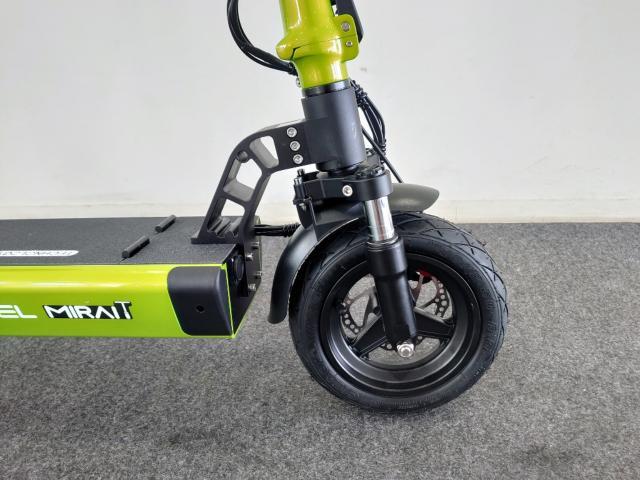 COSWHEEL MIRAI T Lite 新車 試乗車あり 免許
