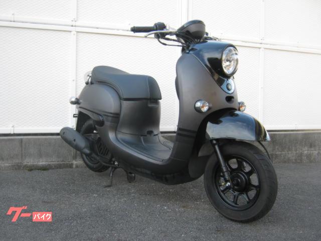 ヤマハ　ビーノ　４サイクルＦＩモデル　ベルト　ウエイトローラー　スライドピース　前後タイヤ新品　スペアキー付き