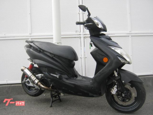 シグナスＸ　ＳＲ　台湾モデル　フルカスタム　ロンホイ　ヘッドライトＬＥＤ　前後タイヤ新品　スペアキー付き