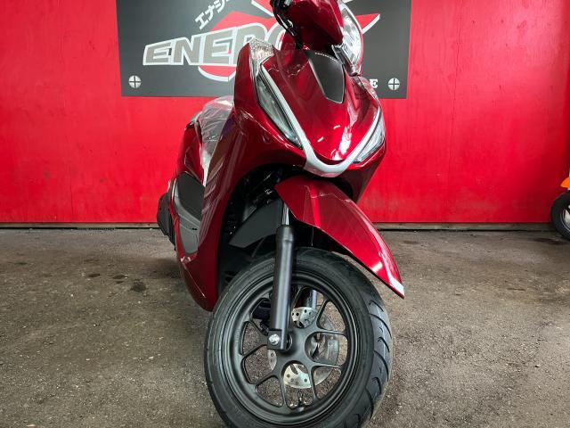 ホンダ リード125 2026モデル キャンディラスターレッド タイプ