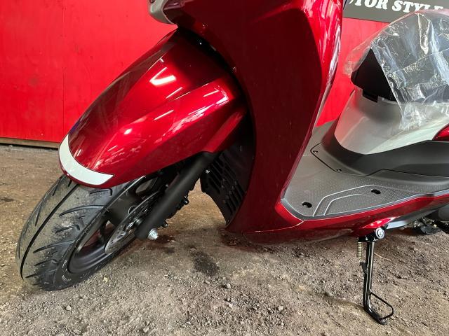 ホンダ リード125 2026モデル キャンディラスターレッド タイプ