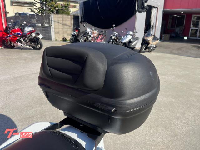スズキ バーグマン200 2014年モデル ETC車載器 GIVIリア