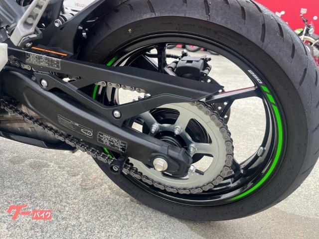 カワサキ Ninja ZX－25R オーバーレーシング製セパレート