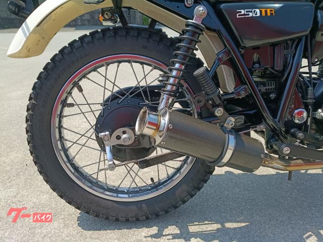 カワサキ 250TR 2012年モデル BJ250F型 社外マフラー