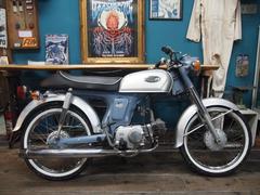 ホンダ　ベンリィ５０Ｓ　ホワイトリボンタイヤ　バッテリー　シート張り替え済み