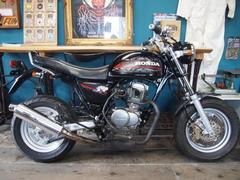 ホンダ　Ａｐｅ１００　ビッグタンク　マフラー　ブレンボディスク　カーボンフェンダー
