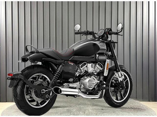 HYOSUNG GV125Xロードスター ナイトブラック 正規販売