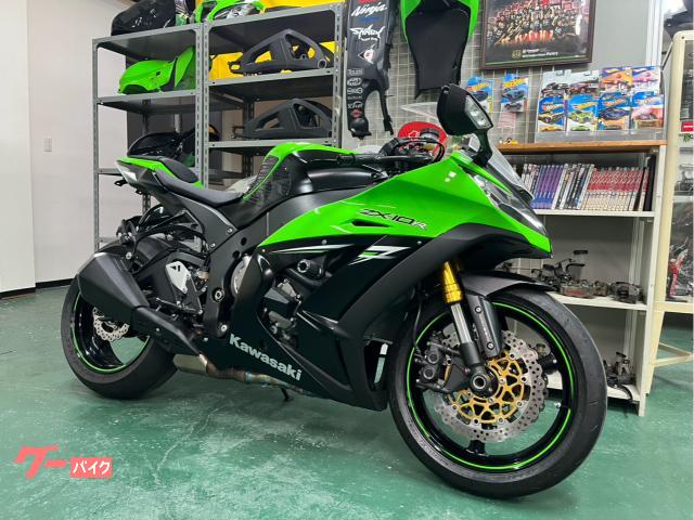 Ｎｉｎｊａ　ＺＸ−１０Ｒ　２０１５年式　逆車ＡＢＳ　フェンダーレスキット　フレームスライダー　ラジエーターコアガード