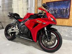 ホンダ　ＣＢＲ１０００ＲＲ　２００６年式　後期型　アクラボビッチマフラー　バックステップ　前後ブレーキメッシュホース